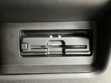 ETCを装備。これで高速道路の料金所もノーストレス。ノンストップで通過します。