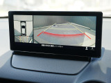 360&deg;ビューモニターを搭載しています。コーナーセンサーと合せてお使いいただくことで、安全、安心にお車の取り回しを行っていただけます。