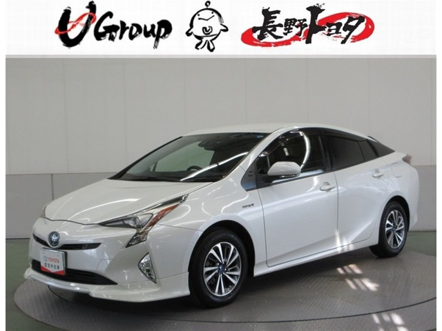 プリウス 1.8 S セーフティ プラス E-Four 4WD 