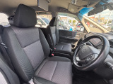 1列目シートです。足元までゆったりとご乗車頂けます!!