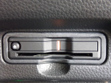 ■【ETC車載器】が装備されています。セットアップをしてお渡しとなり、ETCカードを差し込むだけで高速道路の利用が可能です。