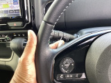 マニュアル車のような感覚で、ワインディングロードでも車を操れるパドルシフト付きです。長い下り坂でのエンジンブレーキや、高速道路の合流の際の加速も思いのままに操ることができ楽しめます