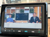 TV付きの車となっております。送迎時の待ち時間などとてもお役に立ちます。