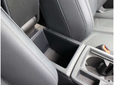 Audi正規ディーラーが高品質をお約束。高度な訓練・教育を受けたAudi専任メカニックが、100項目にもおよぶ精密な点検を実施いたします。すべてをクリアしたAudi車だけが、あなたのお手元に届けられるのです。