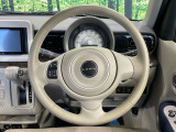 【純正革巻きステアリング】上質な革を使用することで、手にしっかり馴染みとても運転しやすいハンドルです♪