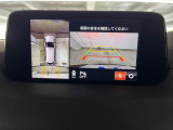 【全周囲カメラ】専用のカメラにより、上から見下ろしたような視点で360度クルマの周囲を確認することができます☆縦列駐車や幅寄せ時に活躍してくれます♪