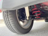お車を安心してお乗りいただく為には、足回りの定期点検が欠かせません。サービスサポート(有償保証)では無料点検もご提供しており、安心のカーライフをお過ごしいただけるサポート体制が整っています。