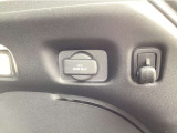 トランクにも充電用ソケットがあります。