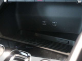 ご契約からご納車、そしてアフターフォローまで。AAA横浜青葉の専任スタッフは、お客様のAudiライフをきめ細かくサポートさせて頂きます。