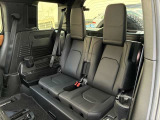 ディフェンダー 110 X ダイナミック HSE 3.0L D300 ディーゼル 4WD 