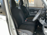 快適に運転できるドライブポジション!シートリフターもあるので無理のない運転姿勢がとれます。