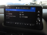 ナビゲーションはホンダコネクトディスプレイを装着しております。AM、FM、Bluetooth、フルセグTVがご使用いただけます。初めて訪れた場所でも道に迷わず安心ですね!