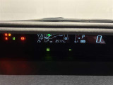 視認性に優れたメーターパネルです。
