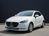 世界統一名称の『MAZDA2』となったコンパクト。「Be a Driver」のスローガンのもと、最適なドライビングポジションを提供できる室内空間と思い通りの走行性能を持った、クラスを超えたお車です!