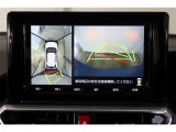 車両を上から見たような映像表示するパノラミックビューモニター付き!