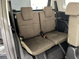 サードシートは2人乗車可能です。