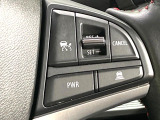 【アダプティブクルーズコントロール】高速道路での長距離走行が楽に!!自動で速度を保つクルーズコントロールが、衝突軽減システムと連携し、前方の車両を感知して車間を保つように速度調節してくれます!!