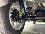 お車を安心してお乗りいただく為には、足回りの定期点検が欠かせません。サービスサポート(有償保証)では無料点検もご提供しており、安心のカーライフをお過ごしいただけるサポート体制が整っています。
