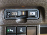 ETC車載器付きです。高速道路の料金所もスムーズに通過できます。