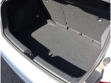 Audi正規ディーラーが高品質をお約束。高度な訓練・教育を受けたAudi専任メカニックが、100項目にもおよぶ精密な点検を実施いたします。すべてをクリアしたAudi車だけが、あなたのお手元に届けられるのです。