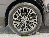 タイヤサイズは225/55R19です!