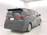 走りにこだわりながら収納力も持ち合わせたお車です。荷物を載せて軽快なドライブを楽しめますよ♪