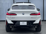 時を経ても深い魅力を放ち続けるBMW。より快適にお乗り頂くためにサポートプログラムをご用意しております。※認定中古車保証は登録日より最長4年間まで延長が可能です。