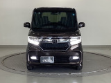 LEDヘッドライトを装備しています。LEDヘッドライトはとても明るく、雨の日や夜間走行も安全・安心です。