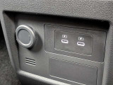 USB接続で携帯の充電など使い勝手がUP