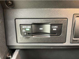 グローブボックス内にETCのスロットルがあります