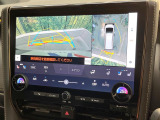 【パノラミックビューモニター】専用のカメラにより、上から見下ろしたような視点で360度クルマの周囲を確認することができます☆縦列駐車や幅寄せ時に活躍してくれます♪