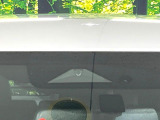 【三菱e-Assist】走行中に前方の車両等を認識し、衝突しそうな時は警報とブレーキで衝突回避と被害軽減をアシスト。より安全にドライブをお楽しみいただけます。