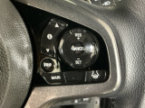 【アダプティブ・クルーズ・コントロール】予め設定した車速内でクルマが自動的に加減速。 前走車との適切な車間距離を維持しながら追従走行し、高速道路でのドライバーの疲労を軽減してくれる嬉しい機能付♪