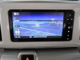 純正ナビゲーション(NSZN‐W67D)を装備しており、CD、DVD、Bluetooth、フルセグ視聴可能です。