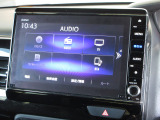 ナビゲーションはギャザズ8インチナビ(VXU-227NBi)を装着しております。AM、FM、CD、DVD再生、Bluetooth、音楽録音再生、フルセグTVがご使用いただけます。