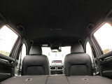 天井も綺麗です☆私は中古車を見るときに天井を良く見るようにしています☆ここが綺麗な車は車内が綺麗なことが多いです☆