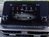 ニッサンコネクトナビゲーションシステム(地デジ) ハンズフリーフォン VICS(FM多重) Bluetooth Apple CarPlay Android Auto連携、AM/FMラジオ、iPod対応