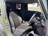 パートタイム4WD/ナビ/地デジ/バックカメラ/シートヒーター/ETC/スマートキー/アクセサリーソケット/クルーズコントロール/純正アルミホイール/取扱説明書/メンテナンスノート