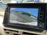 【バックカメラ】駐車するとき、後ろのスペースがどれくらいあるかわからず、うまく停められない・・なんてことを防ぐ、バックカメラを装備!壁にぶるけるを防止するなど本当に助かる装備です!
