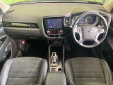 アウトランダーPHEV 2.4 G プラスパッケージ 4WD 