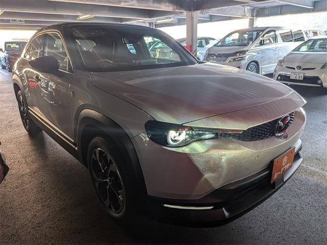 MX-30ロータリーEV ナチュラル モノトーン BOSEサウンド 禁煙車