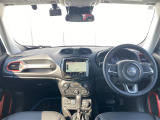 レネゲード トレイルホーク 4xe 4WD 4WD 本革シート