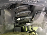 お車を安心してお乗りいただく為には、足回りの定期点検が欠かせません。サービスサポート(有償保証)では無料点検もご提供しており、安心のカーライフをお過ごしいただけるサポート体制が整っています。