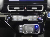 お好きな温度に設定すれば、四季を通していつも快適なオートエアコン付♪