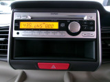 ホンダ純正ギャザズCDチューナー。お気に入りの音楽をお楽しみいただけます。各種ナビ取り付けも当店にて対応可能です。是非ご相談ください。