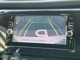バックモニターで車庫入れや縦列駐車もらくらく、高感度カラーカメラですので僅かな光でもくっきりと見え、夜でも安心して駐車出来ます。