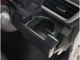 リアゲートもガラスだけ開くから便利^^