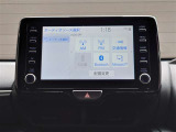 ディスプレイオーディオを装備。スマホとクルマをつなぐことで、これまでのナビに加えて、いろんなサービスが楽しめます。