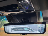 【デジタルインナーミラー】後席の大きな荷物や同乗者で後方が確認しづらい時でも安心!カメラが撮影した車両後方の映像をルームミラー内に表示。クリアな視界で状況の確認が可能です!