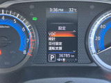 メーター内ディスプレーで各車両設定をオーナーの好みに変更出来ます。